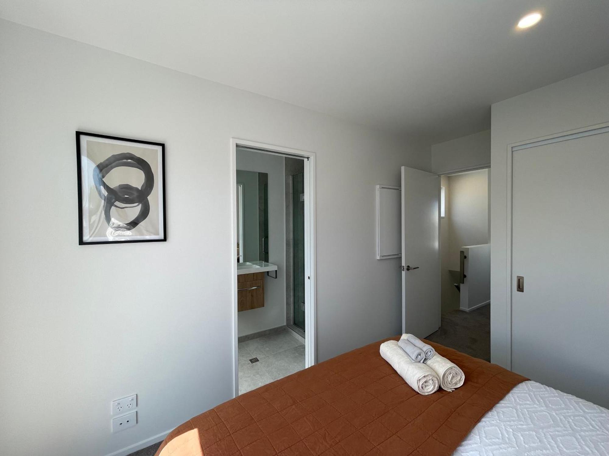 Luxury 2 Bedroom Townhouse Opposite Merivale Mall Christchurch Ngoại thất bức ảnh