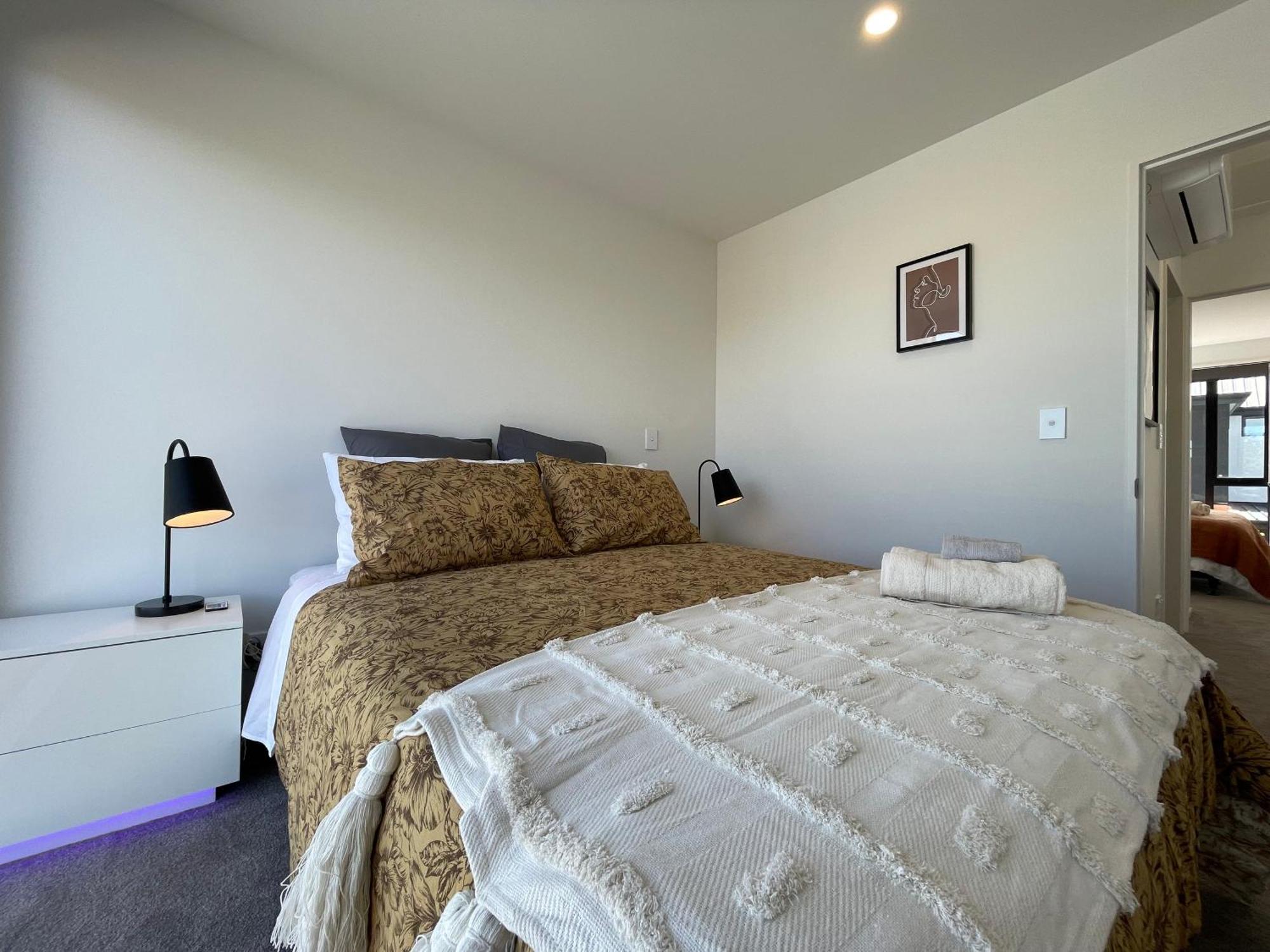 Luxury 2 Bedroom Townhouse Opposite Merivale Mall Christchurch Ngoại thất bức ảnh